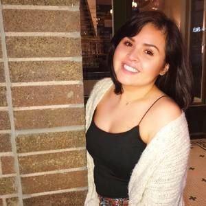 Meet your Posher, Mitzi